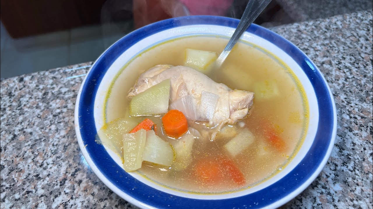 Caldo de pollo 🐤    #receta #caldo #pollo 