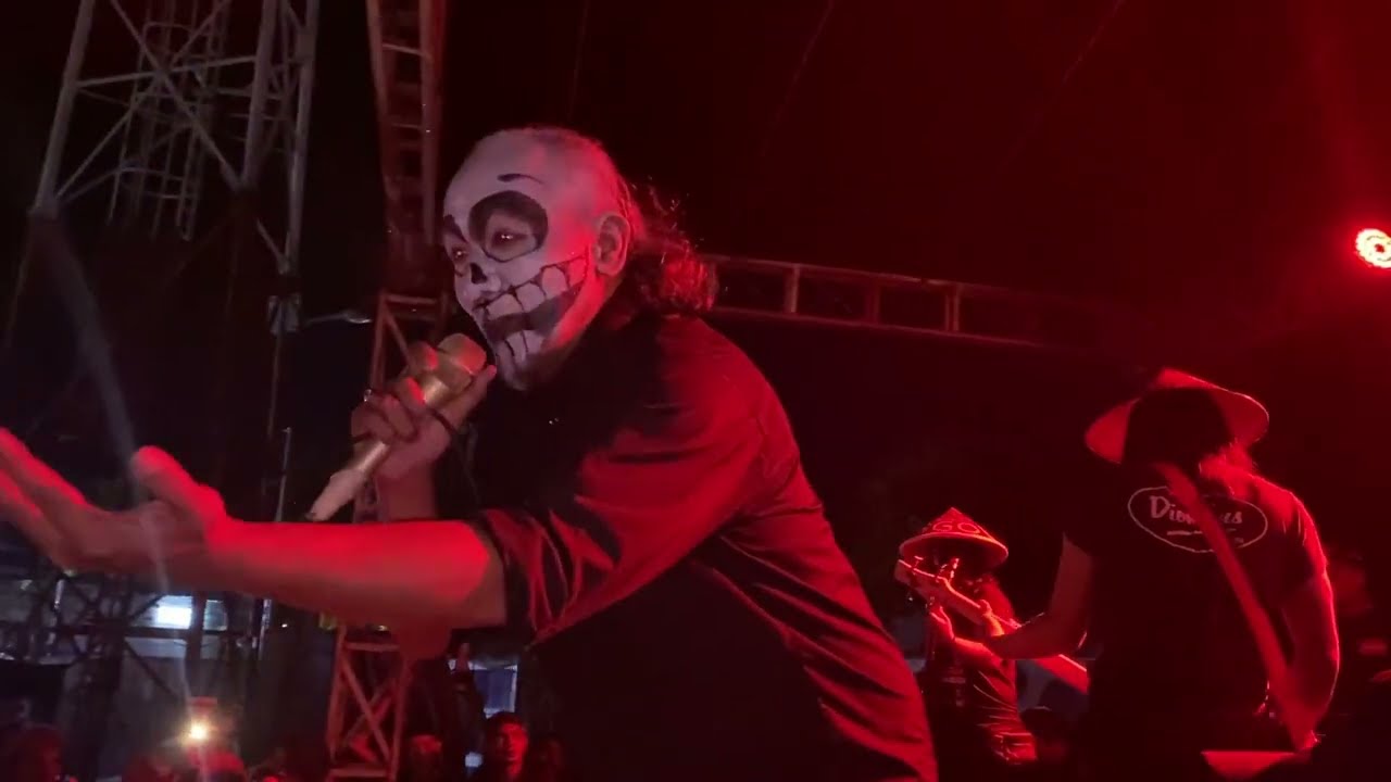 Bunga hitam - Mandiri atau mati @Live at Semarang 20 Desember 2025