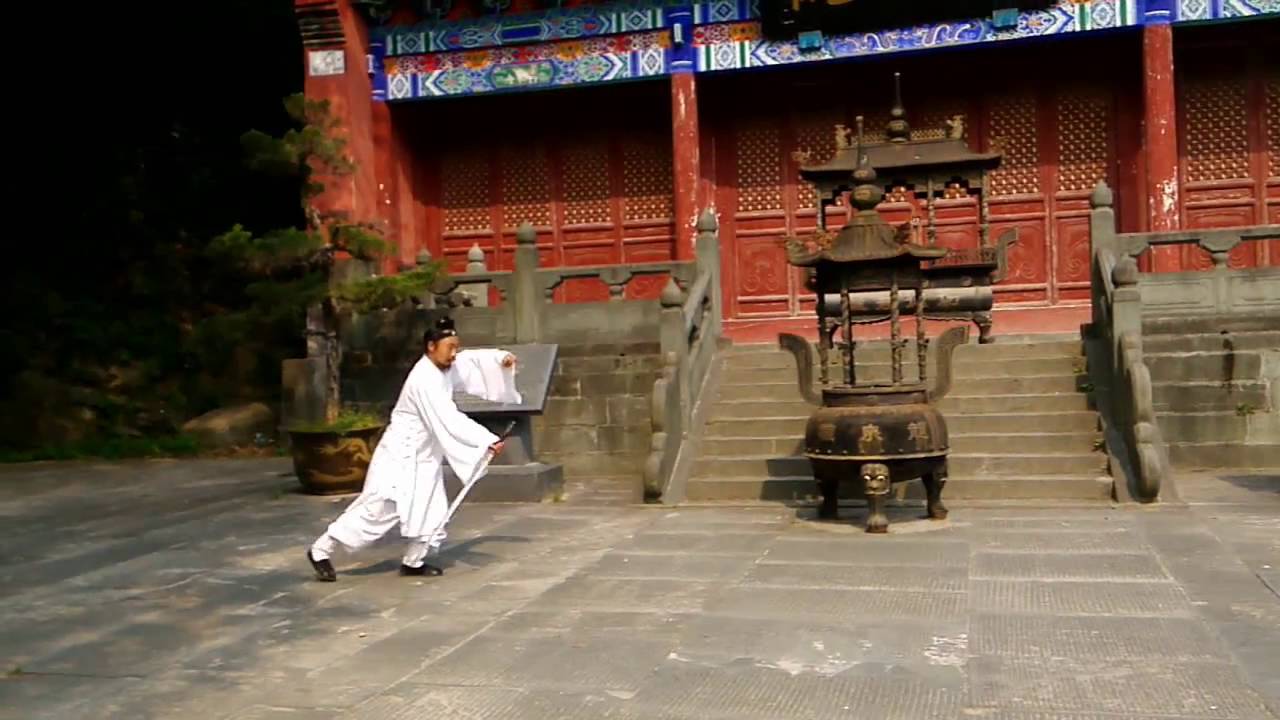 Wu Dang Mi Chuan Tai Ji Sword 【explain】 武当秘传太极剑 Xu Wei Han 许微含