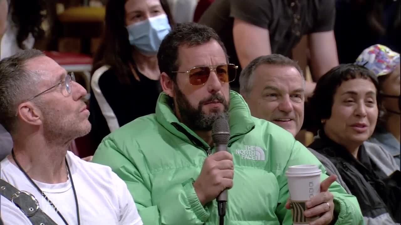 Adam Sandler Hangs Out in the Audience During Jennifer Aniston&rsquo;s Interview
