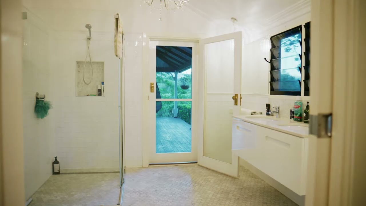 Video   94 Hutchinson Road Nimbin