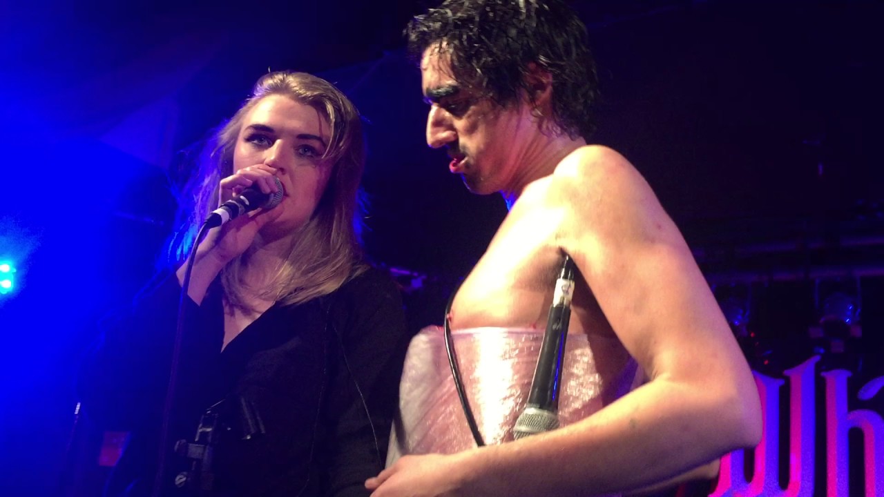 The Strangle of Anna - The Moonlandingz in Whelans