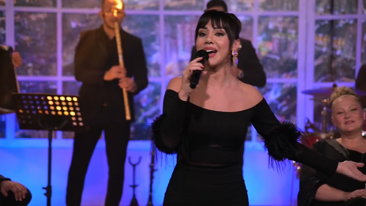 Stojne Nikolova i Grupa Kruna - Majka rodi do dva sina - Na zdravje LIVE TV Show