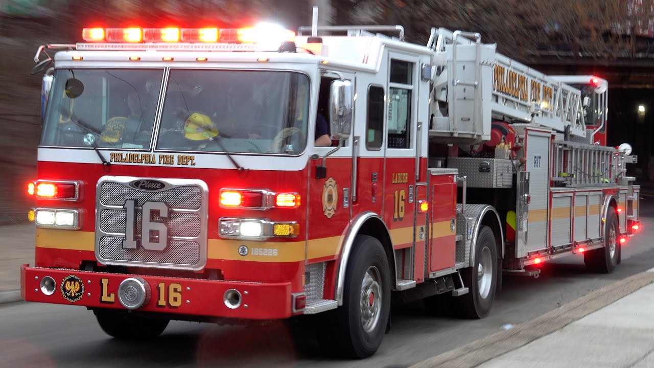 Philadelphia Fire Department Ladder 16 & Engine 28 Responding