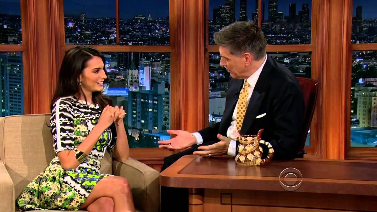 TLLS Craig Ferguson - 2013.01.09 - Genesis Rodriguez and Ending