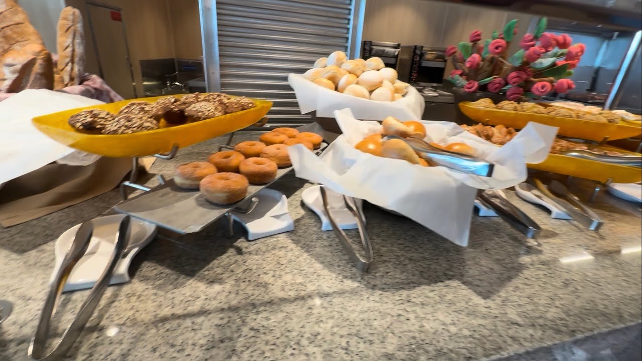 International Breakfast at the Windjammer on Icon of the Seas
