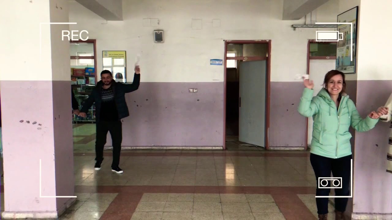 Öğretmenlerden güzel performans ( muallim )
