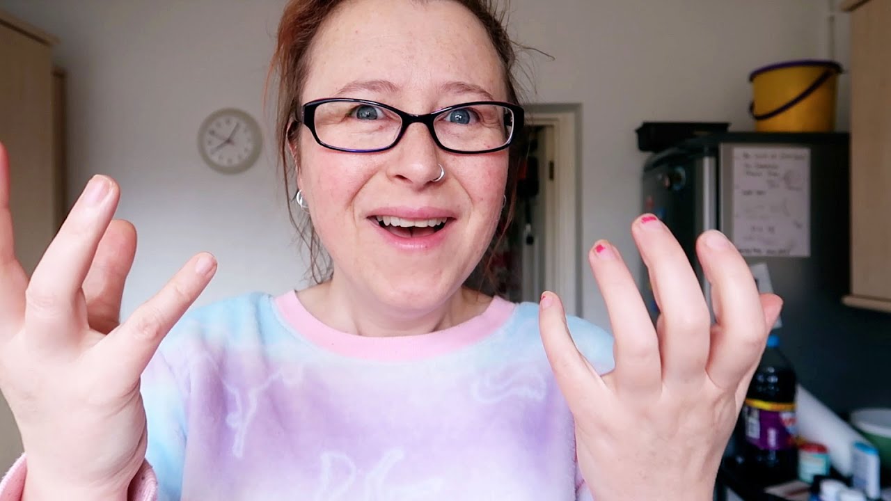 I MANAGED to GET ONE! DAILY VLOGS UK