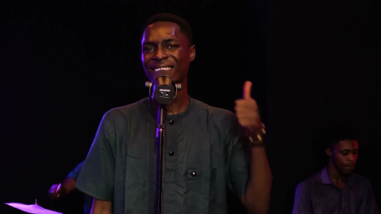 POWERFUL WORSHIP MEDLEY with PRAIZE IBUOYE