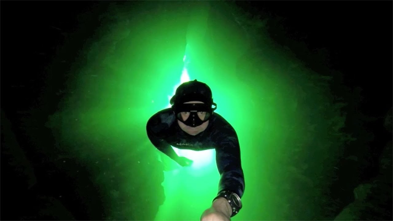 Blue Spring No-fins Cave Freediving