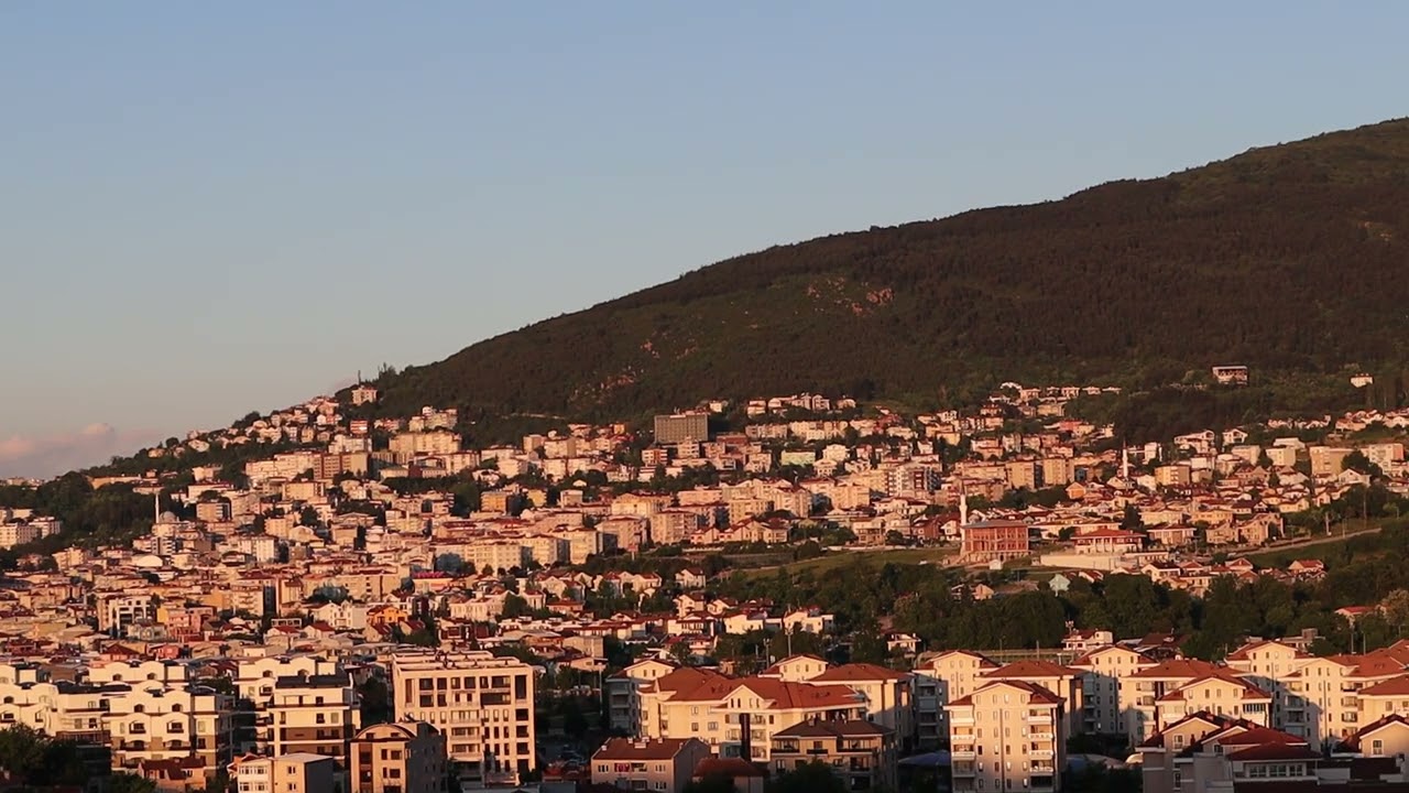 Çamlık mahallesinden Bursa ve Uludağ yolu Y