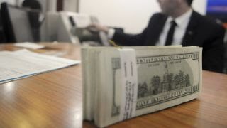 Big-name GOP donors warm up to Donald Trump