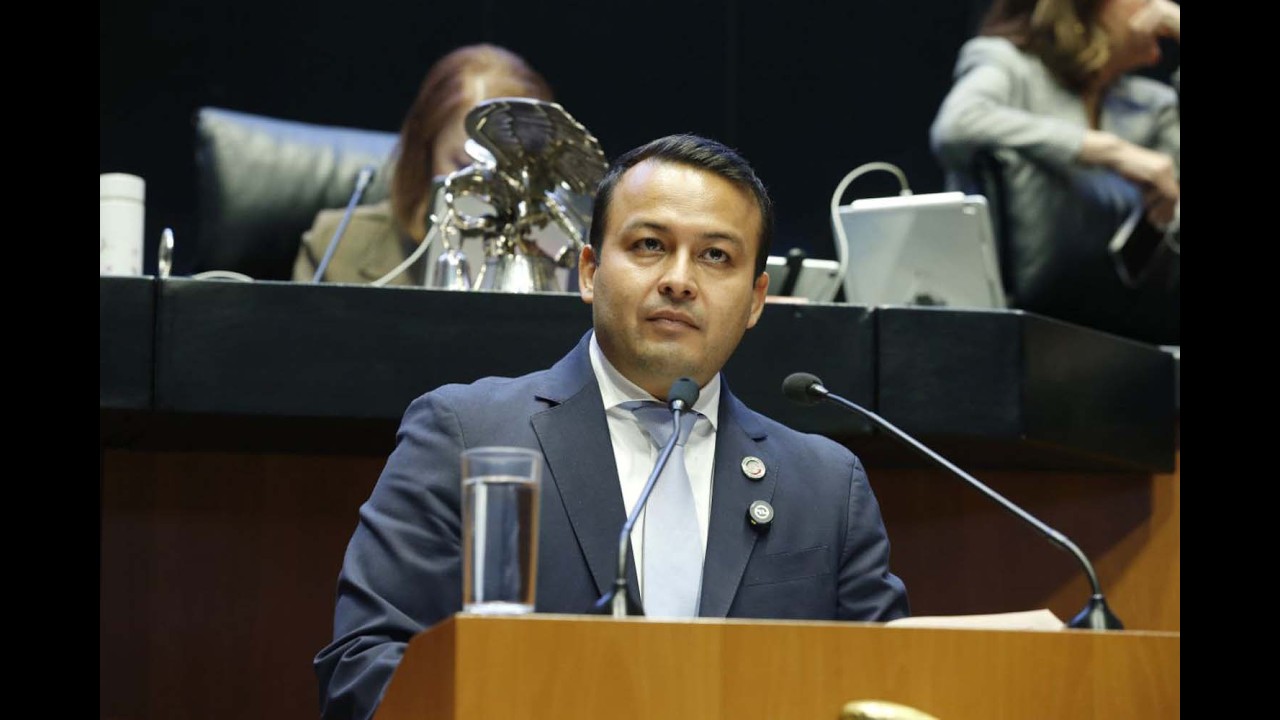 Senador Raymundo Bolaños Azócar presenta una iniciativa de forma conjunta en materia electoral