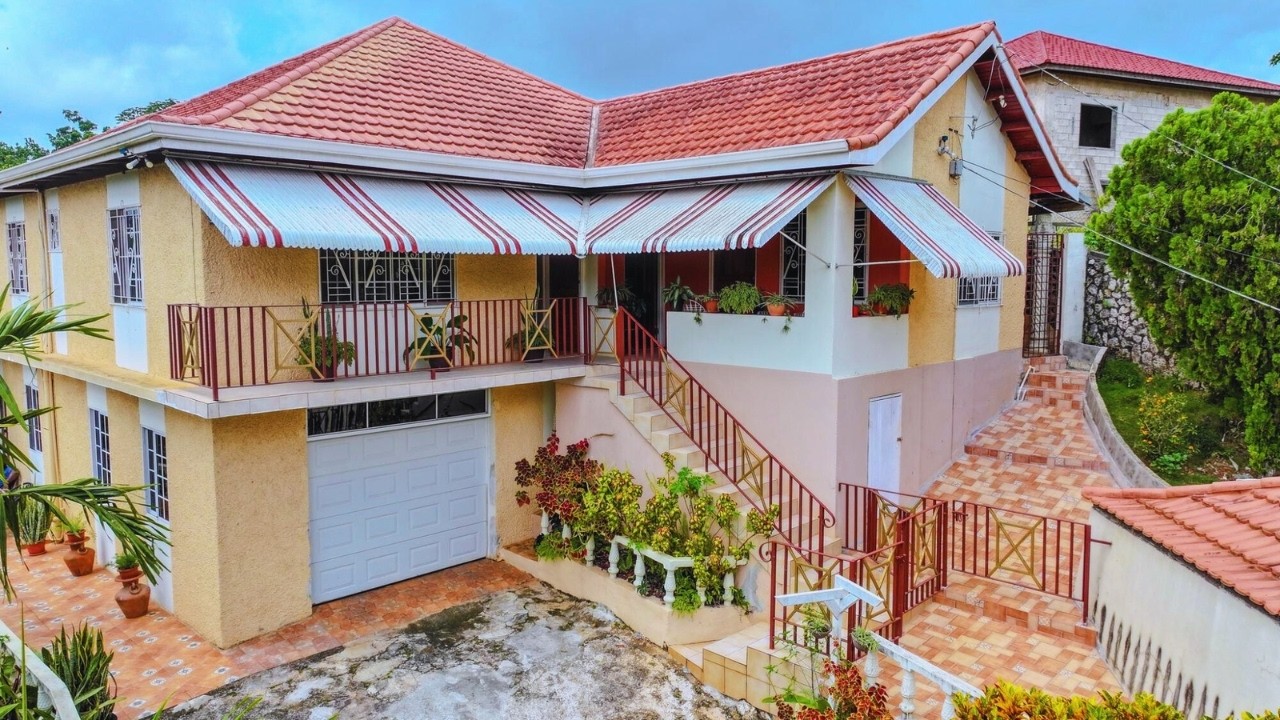 Furnished | Well Fruited | 5 Bedroom 5 Bathroom Home | Perth Road, Dunrobin,  Mandeville, Jamaica