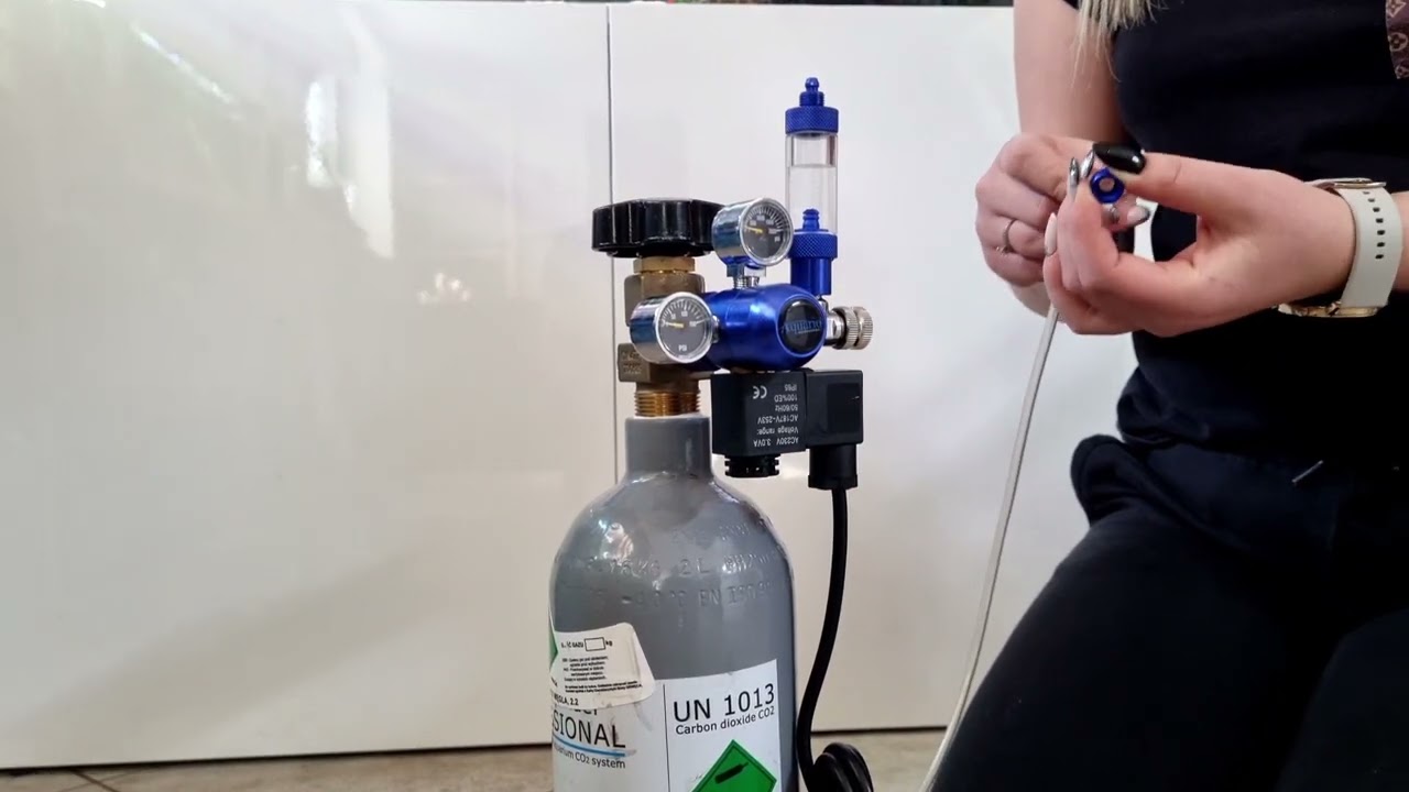 Instalacja zestawu CO2 z elektrozaworem w akwarium