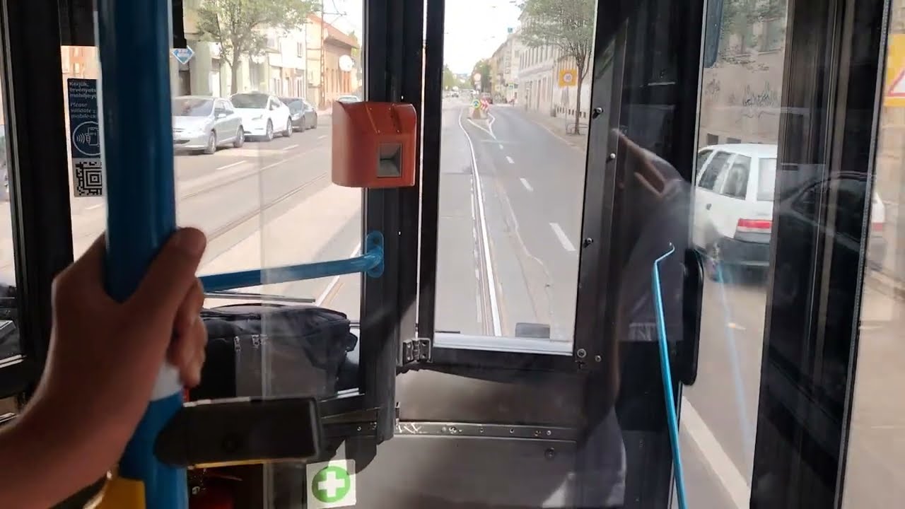 Utazás a budapesti 69 villamospótlóval.