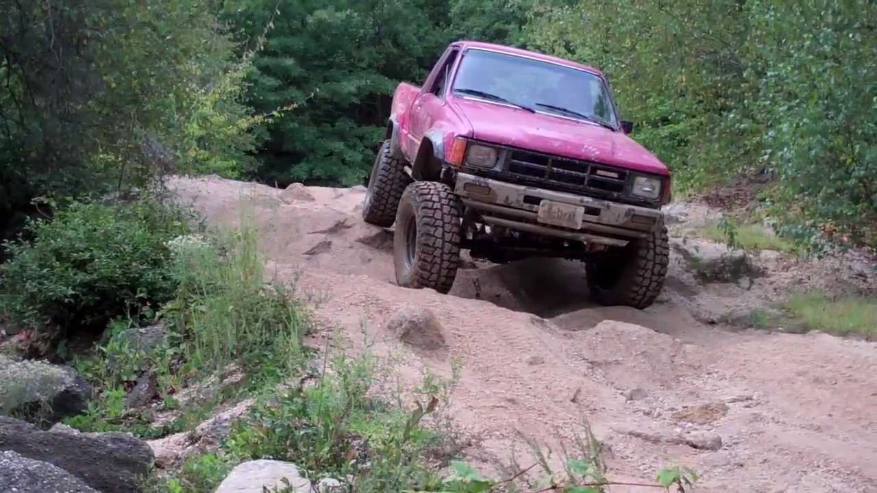 1985 Toyota 4x4 @ Southington Offroad Park, Ohio