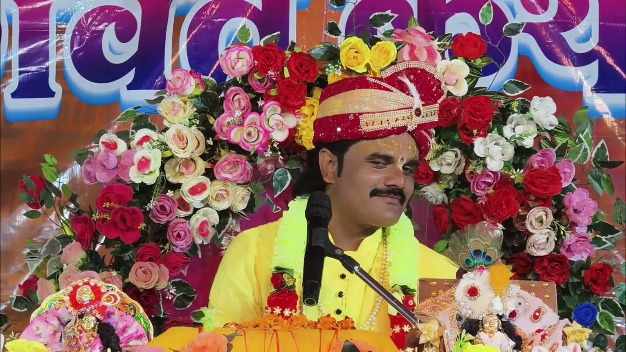 राधिका गोरी से वृज की छोरी से मैया करा दे मेरे ब्याह। 