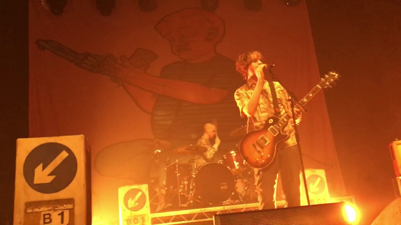 Rat boy - Sign on live