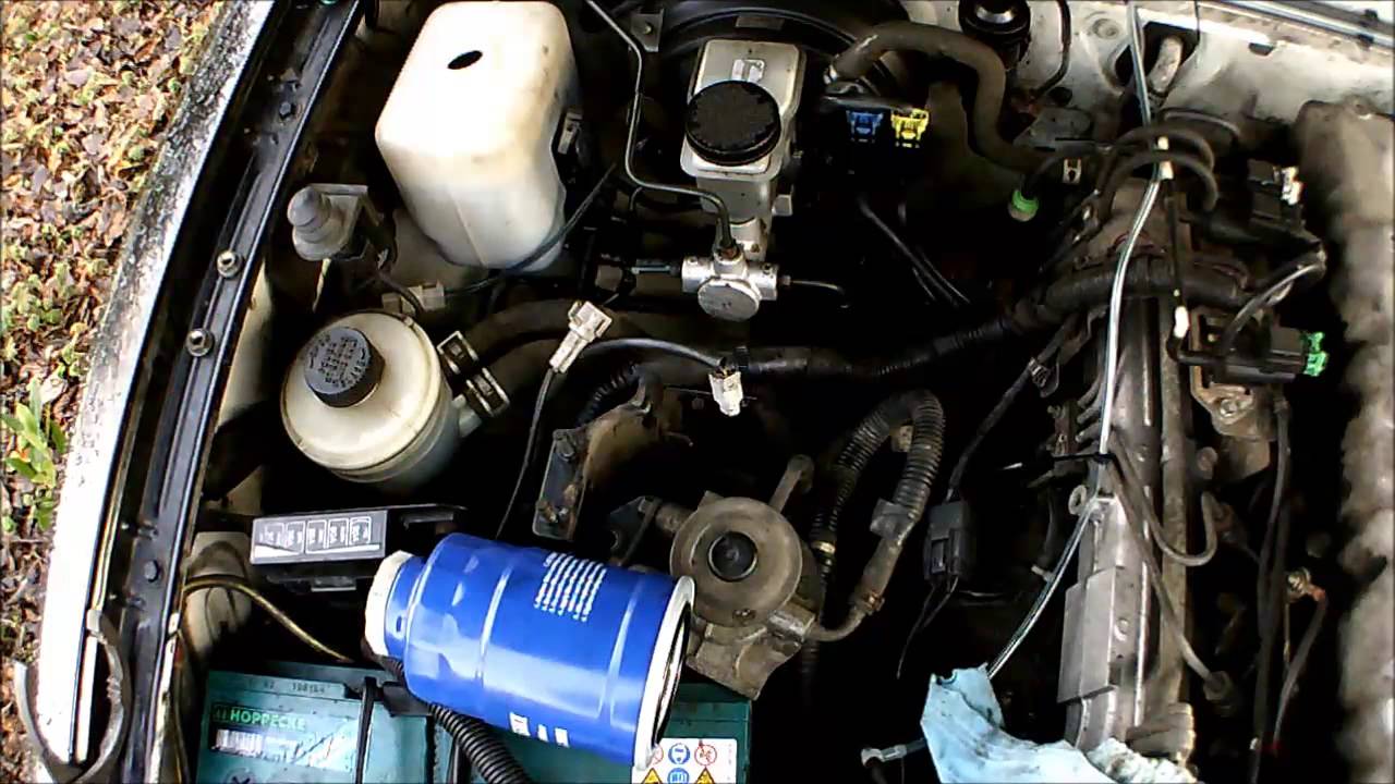 Ford Ranger Mazda B2500 2.5TD Servicing Guide Part 2 - Air and Fuel Filter Replacemen