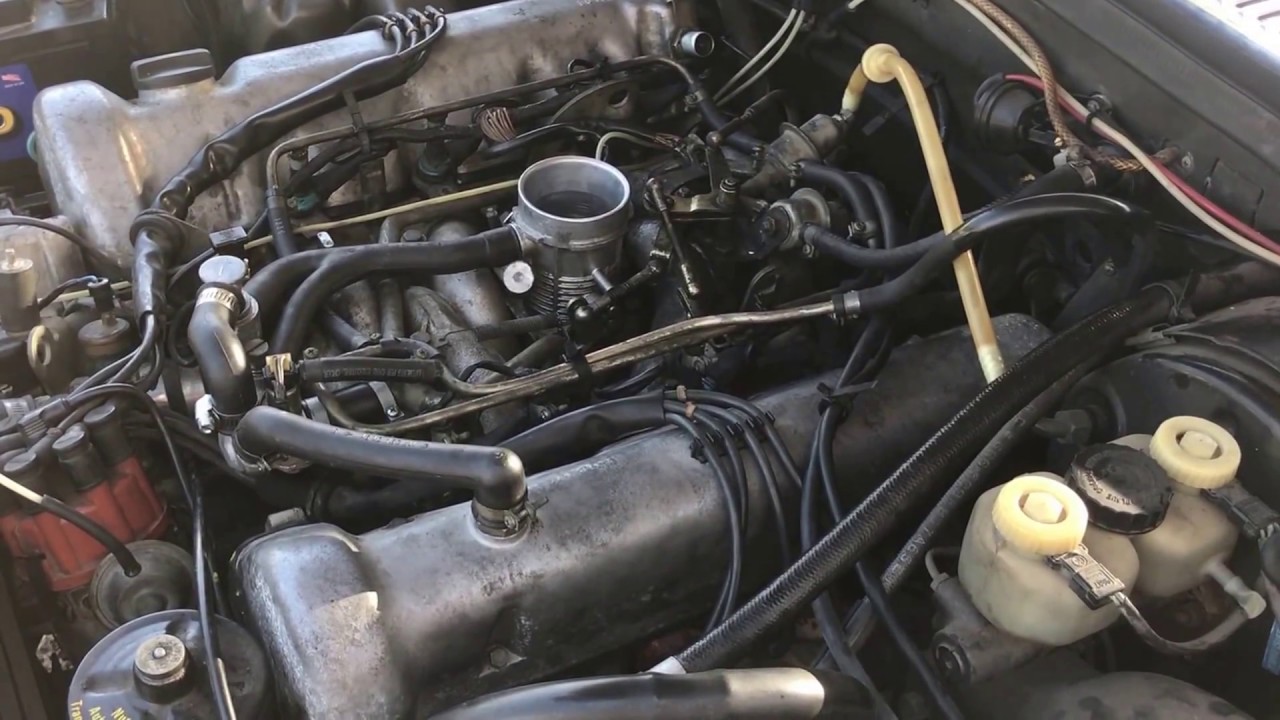 Проблемы с системой зарядки и D-Jetronic на Mercedes 450SE 1973 года выпуска.