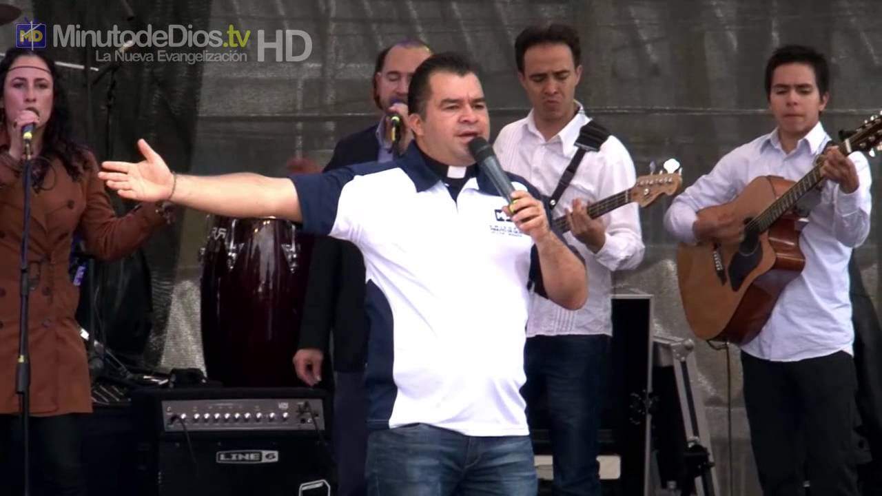 Alabanza con el Padre Javier Riveros l RadioMinut&oacute;n 2014