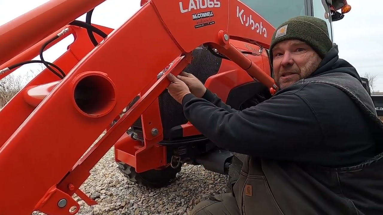 Snow Pushing Setup. Kubota Loader