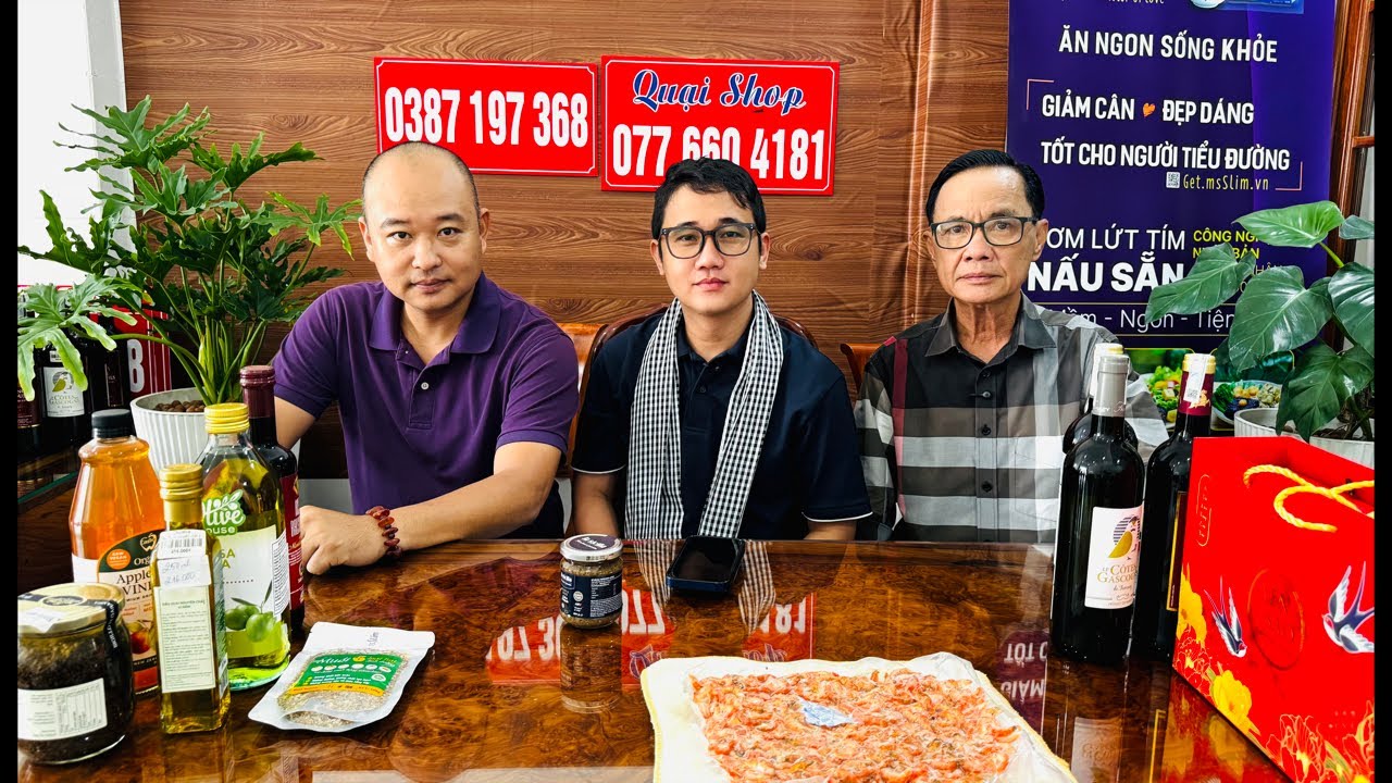 Mở hàng đầu năm #xuantrungpham #quainevlog #minhlamcompany