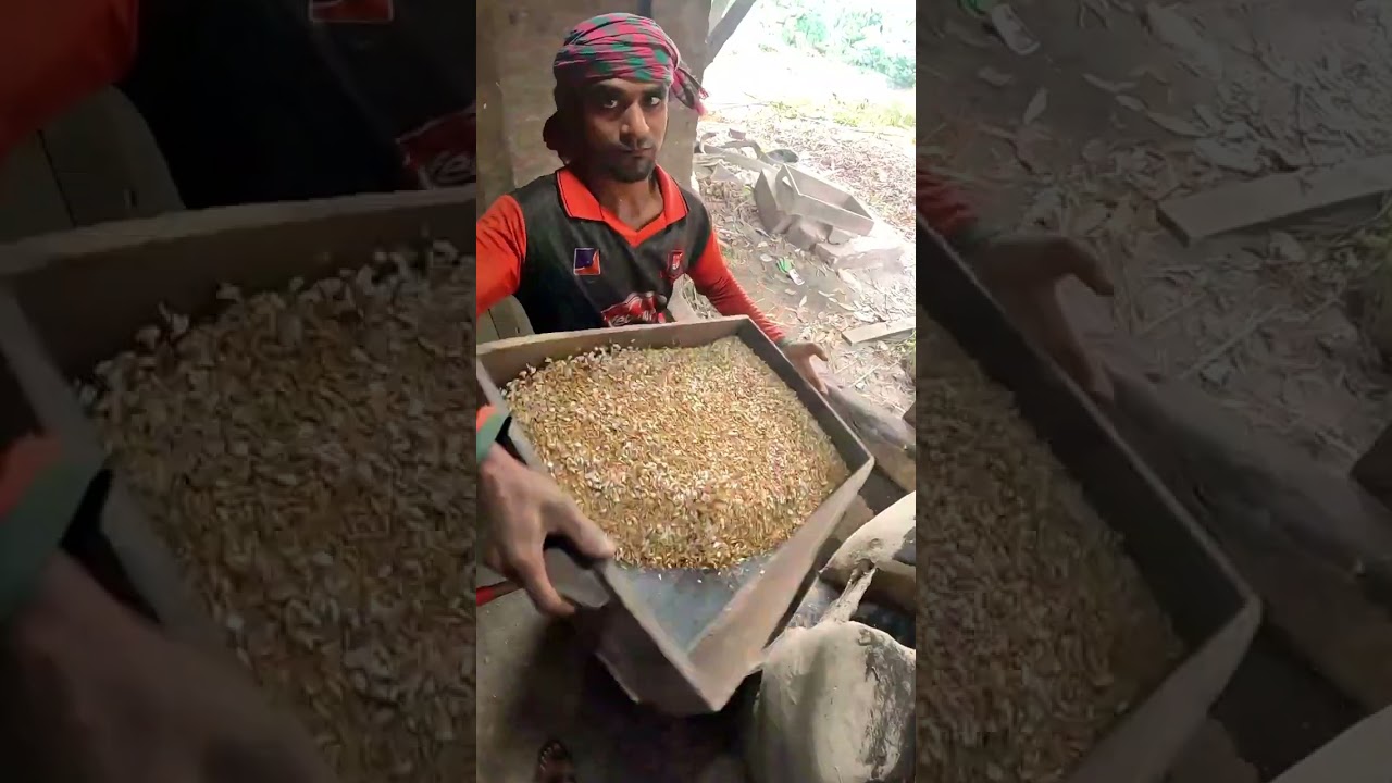 Rice Flakes! Flattened Rice Making Process in Food Factory | FoodStuff