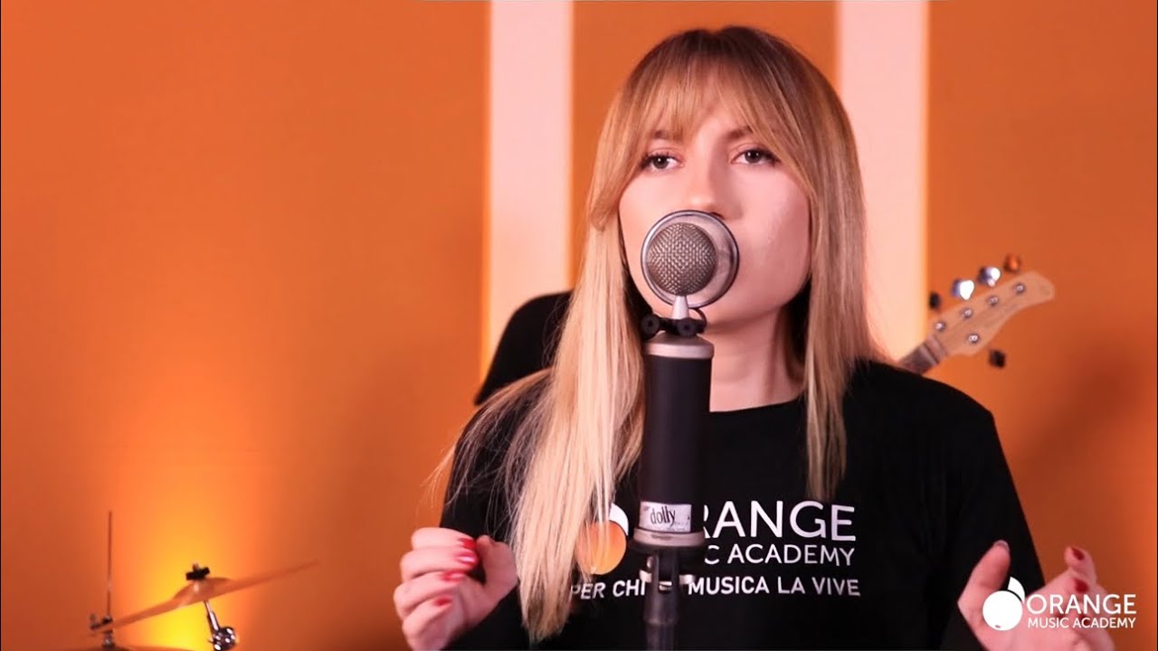 Die With A Smile - Cover by Alice Residenti (& Orange Music Academy)