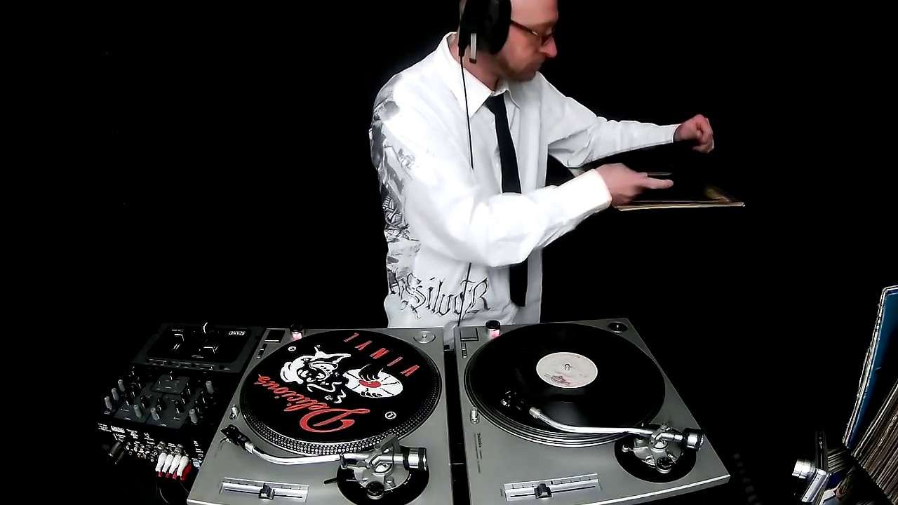 Dj ''S'' - 10 Minutes Of Disco