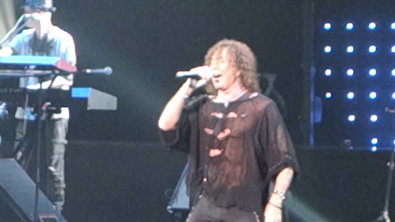 Валерий Леонтьев в БКЗ Октябрьский 7 октября 2016 праздничный концерт