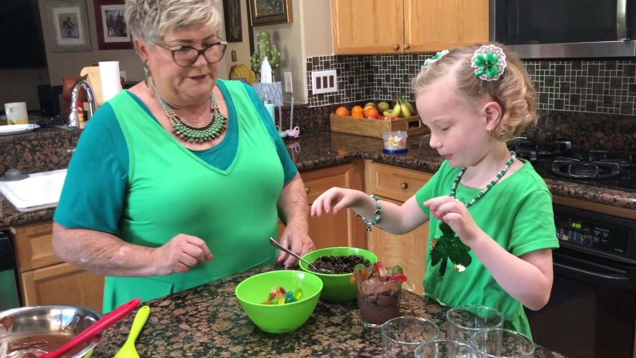 Making Worms in Dirt With Marion & Tutu