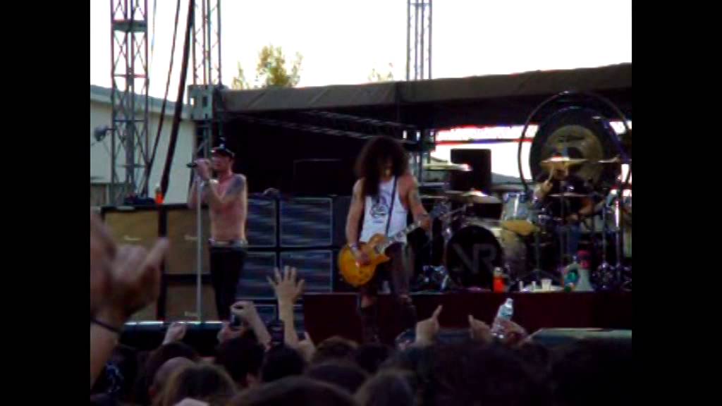 Velvet Revolver - Moments from Rockwave Festival 2005