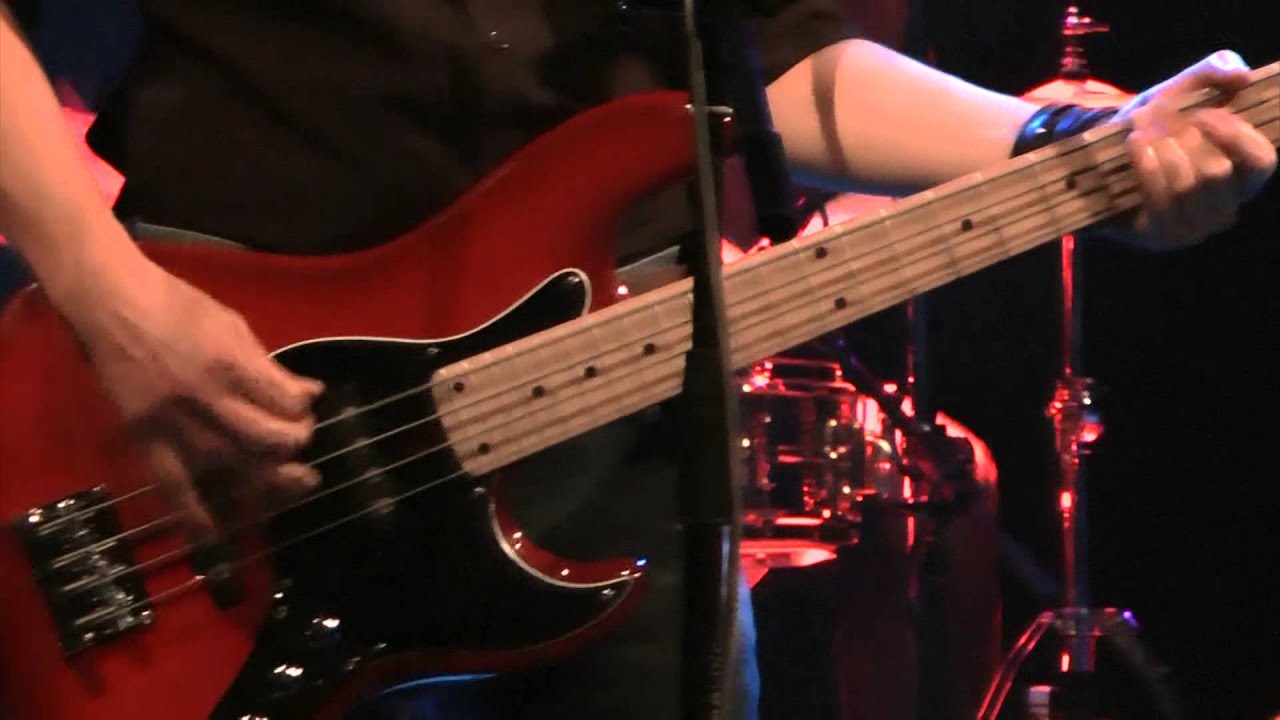 PROUZA - Chyby (Live)
