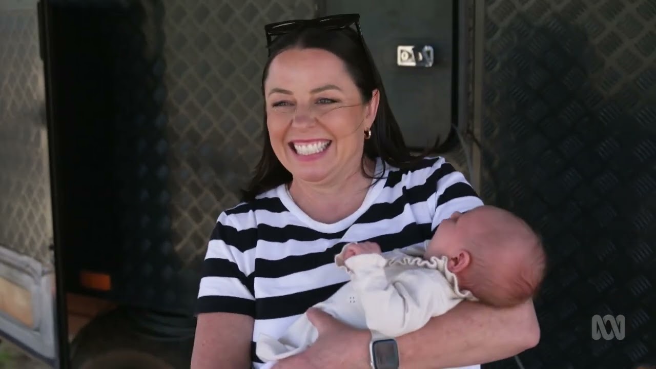 Back Roads S11E19 | Van Life (Part 1): Myf Warhurst&rsquo;s Road to Freedom 🚐🌴