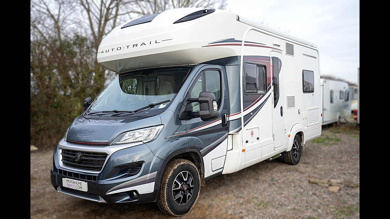 2019 Auto-Trail Tracker FB (Hi-Line) – Premium 6-Berth Family Motorhome Ref: 304729