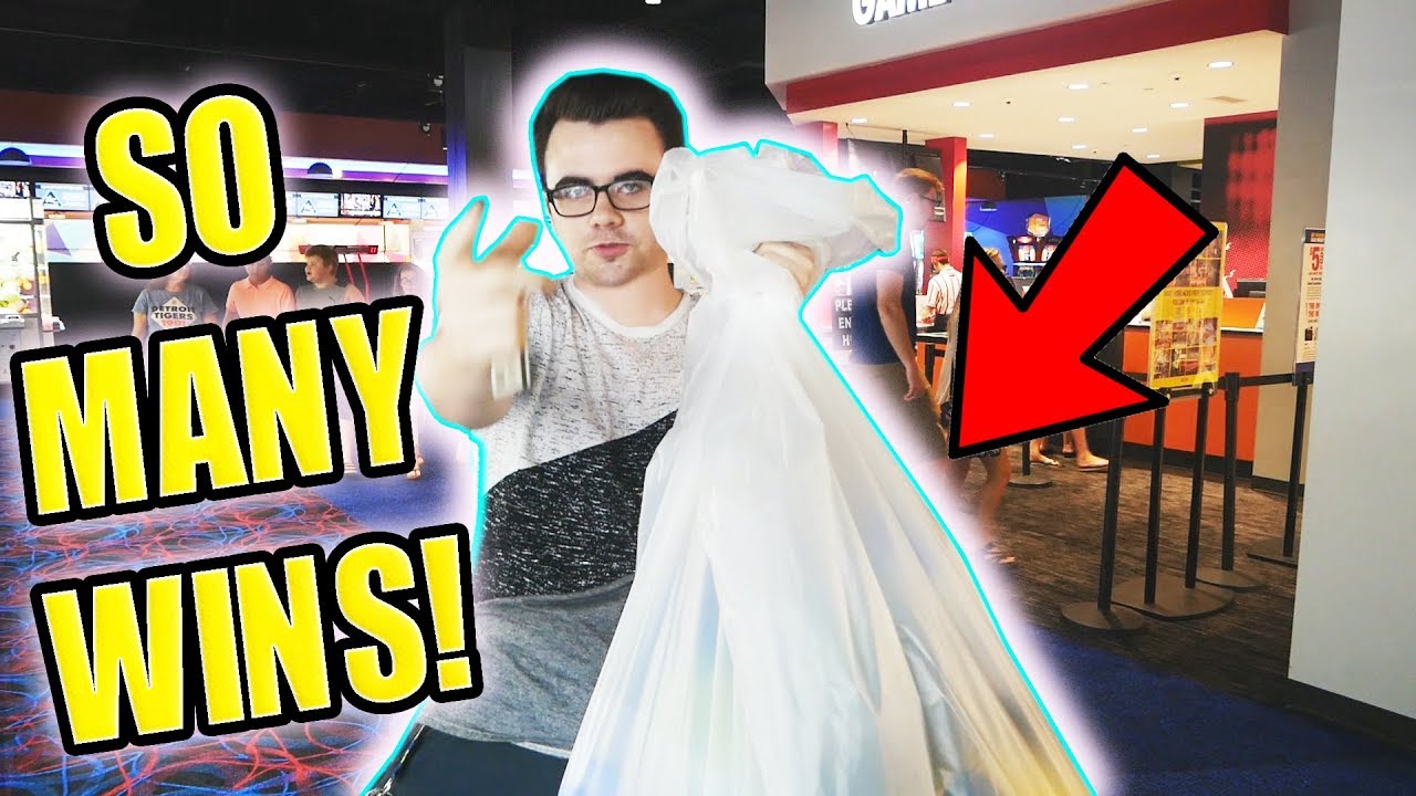 TOO MANY WINS AT ROUND 1 ARCADE!!
