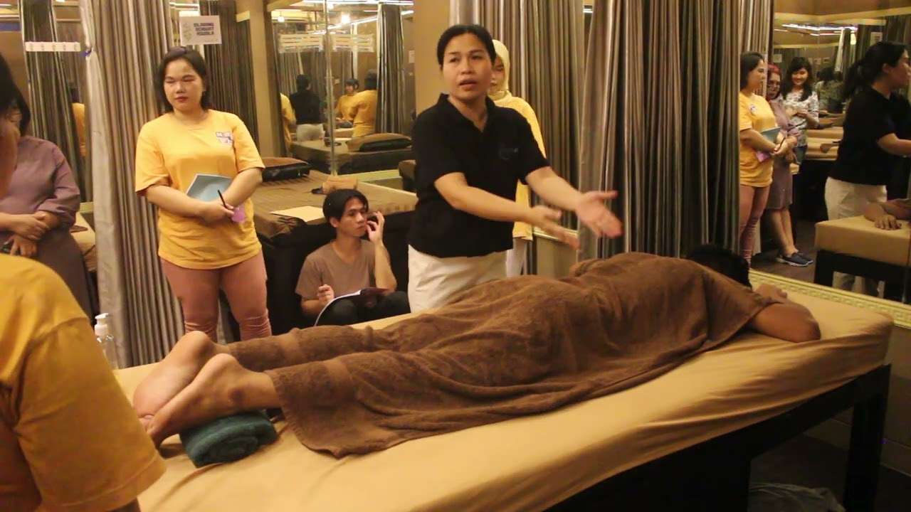 Balinese massage..!! Part 1 #bali #relax #massage 