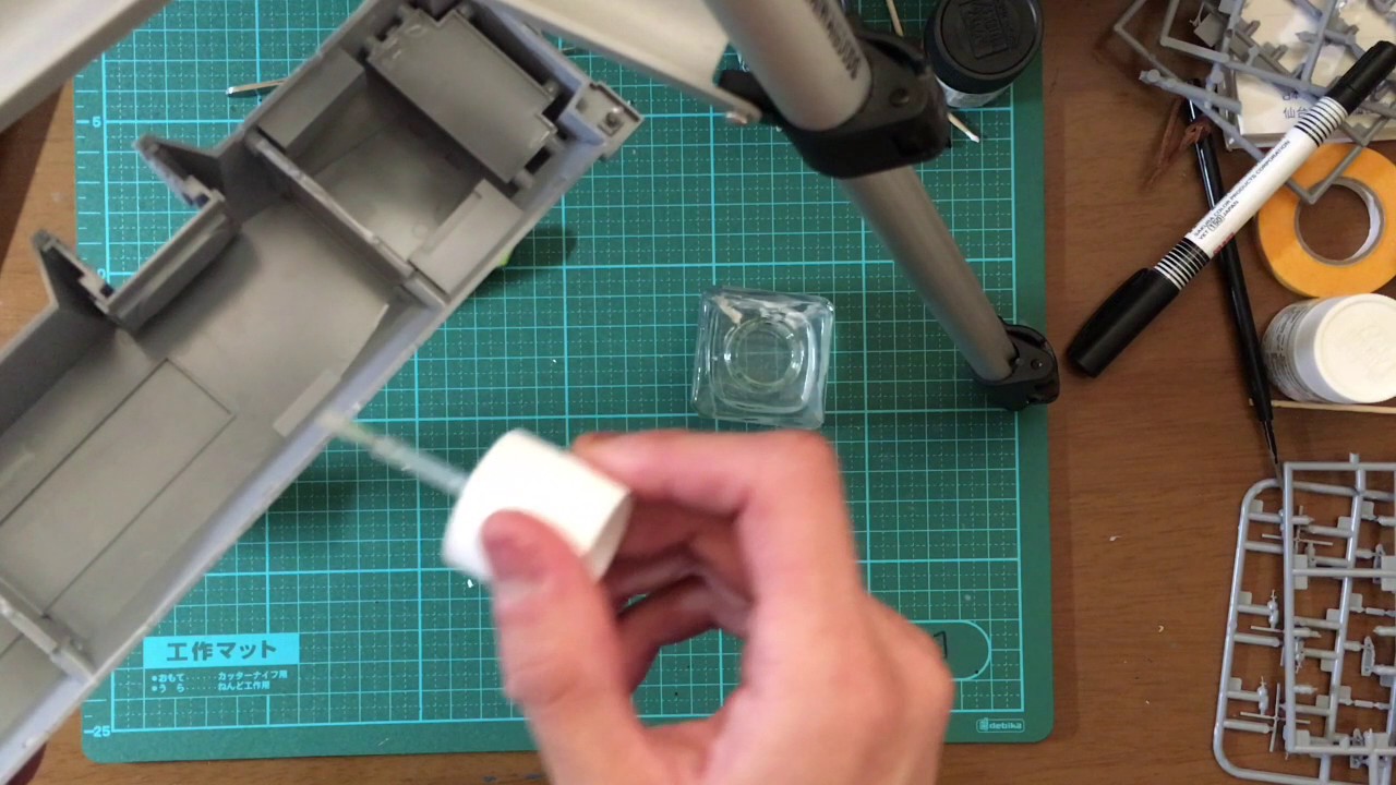 1/700ウォーターラインシリーズ海上自衛隊護衛艦「いずも」を組み立てる　其の弐