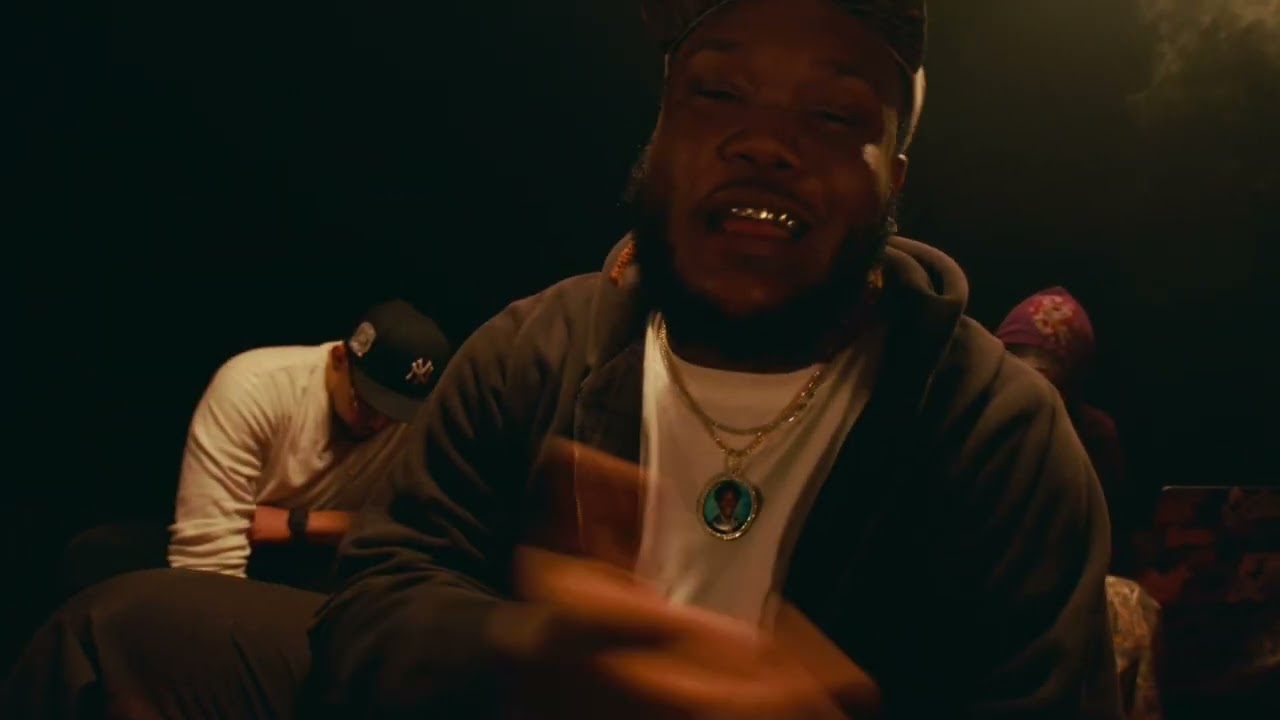 R2R MOE - NOT IN MY BAG (Official Music Video)