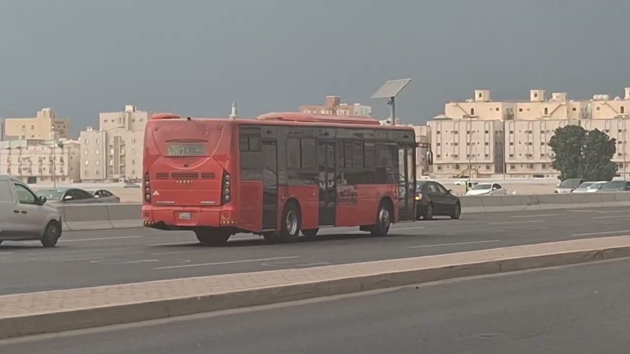 Cloud Formation in Jeddah Before Rain – Weather Vlog Dec 2025