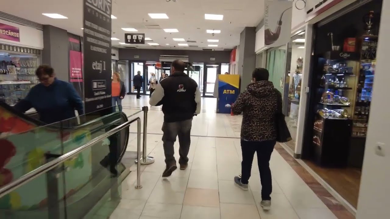 Bega Shopping Center in Timisoara.  Strange Layout! - Timisoara Romania - ECTV