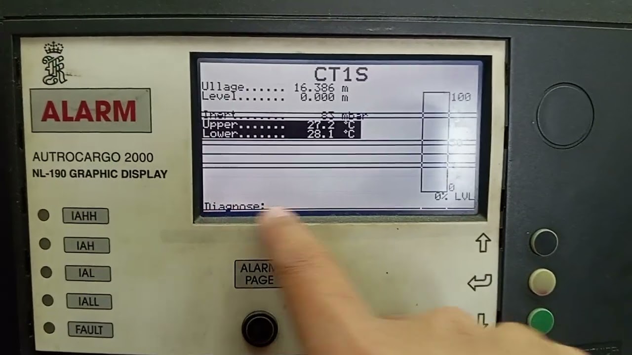Radar Level Gauging System GL 100 KONGSBERG autrocargo 2000.         Display and settings 