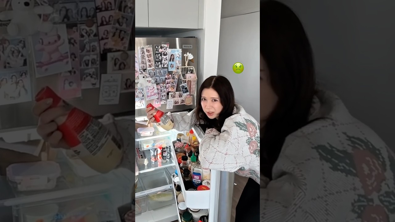 decluttering my entire fridge for the new year🧼 #declutter #newyear2026 #reset #organization