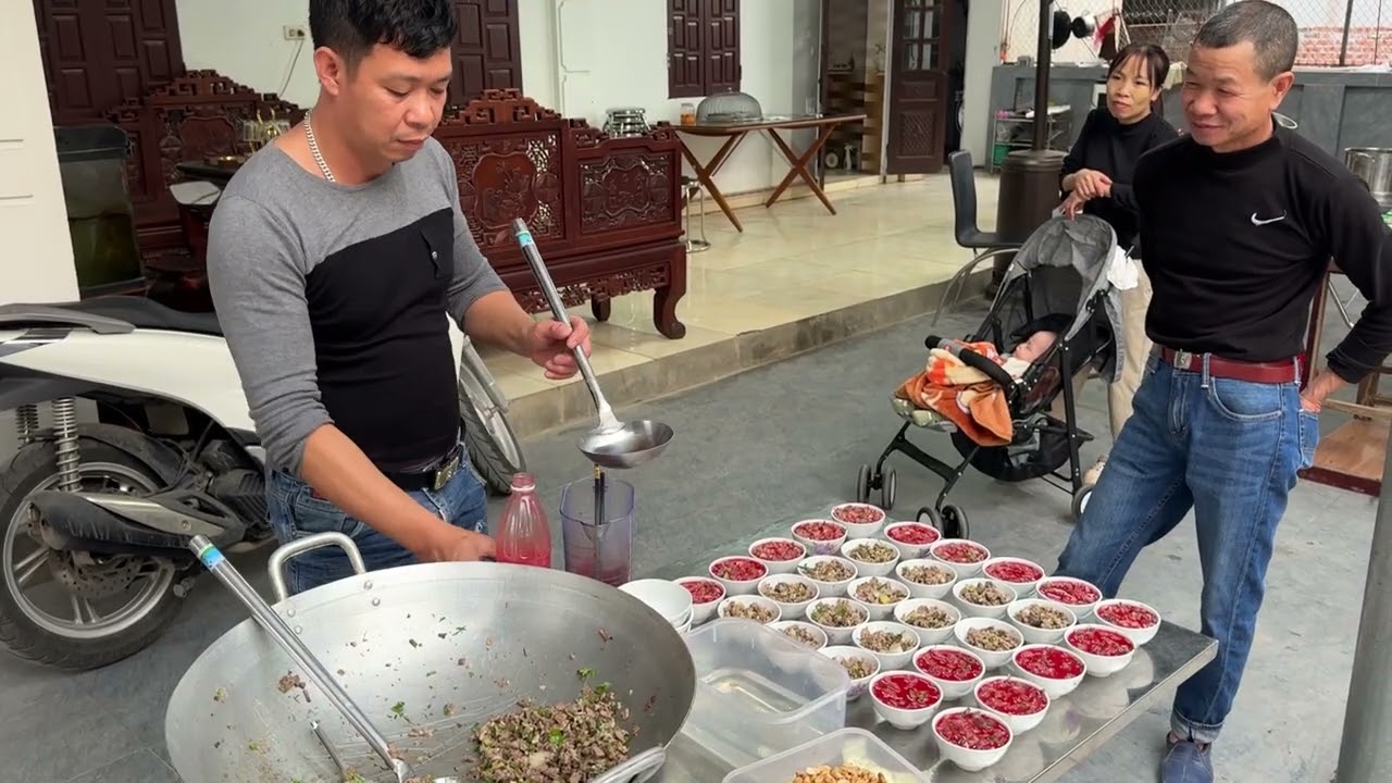 ĐẦU THÁNG MƯỢN THỢ ĐÁNH 54 BÁT TIẾT CANH DÊ TỔNG KẾT NĂM CŨ
