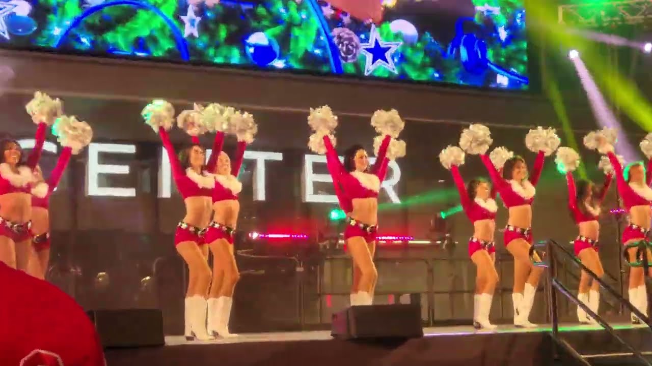Dallas Cowboys Cheerleaders Holiday Extravaganza 12/2/22 Ford Center The Star Frisco TX