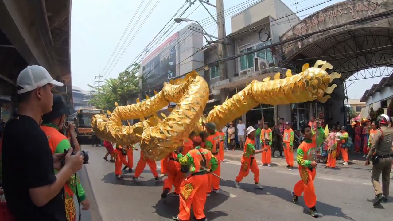 “หน้าตลาดท่าพระรุ่งเรือง” ขบวนแห่ผ้าไตรวัดท่าพระ [267]