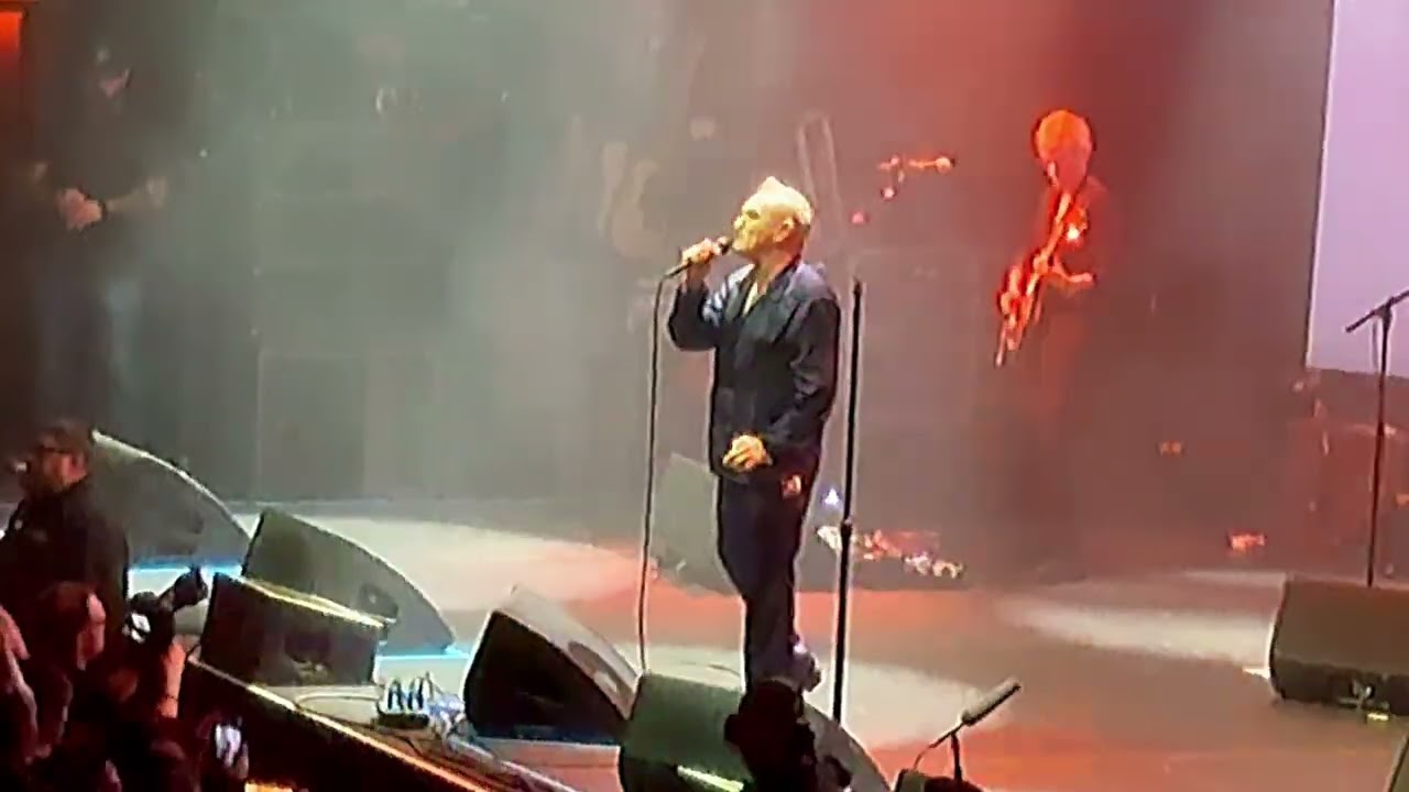 Morrissey - I Ex-Love You (December 31, 2024 - Hollywood Palladium)