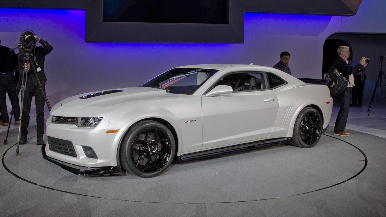 2014 Chevrolet Camaro Z/28: Up Close @ 2013 New York Auto Show